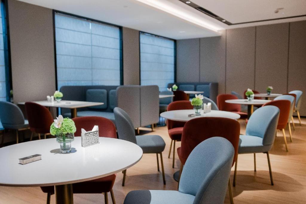 Home Inn Plus Shanghai Pudong Airport Chuansha Branch מראה חיצוני תמונה