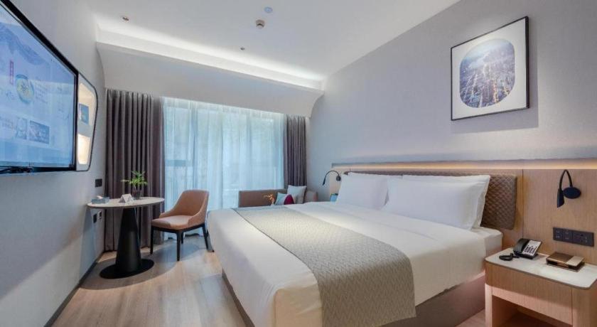 Home Inn Plus Shanghai Pudong Airport Chuansha Branch מראה חיצוני תמונה